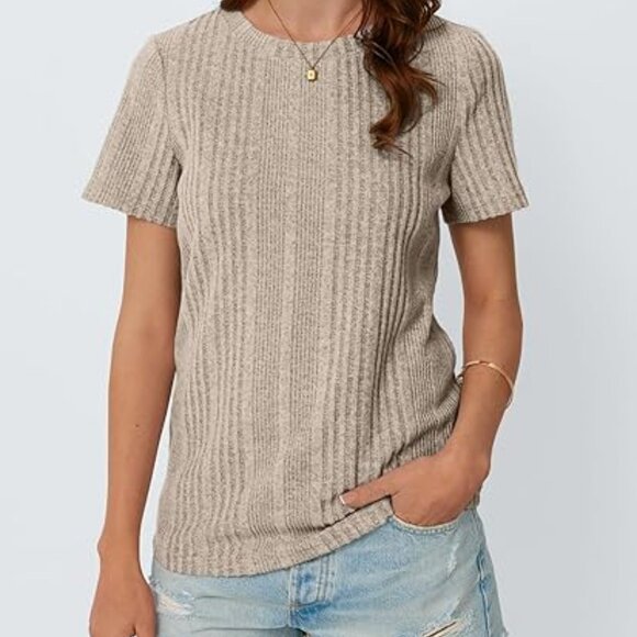 Short Sleeve Shirts for Women - Picture 2 of 3